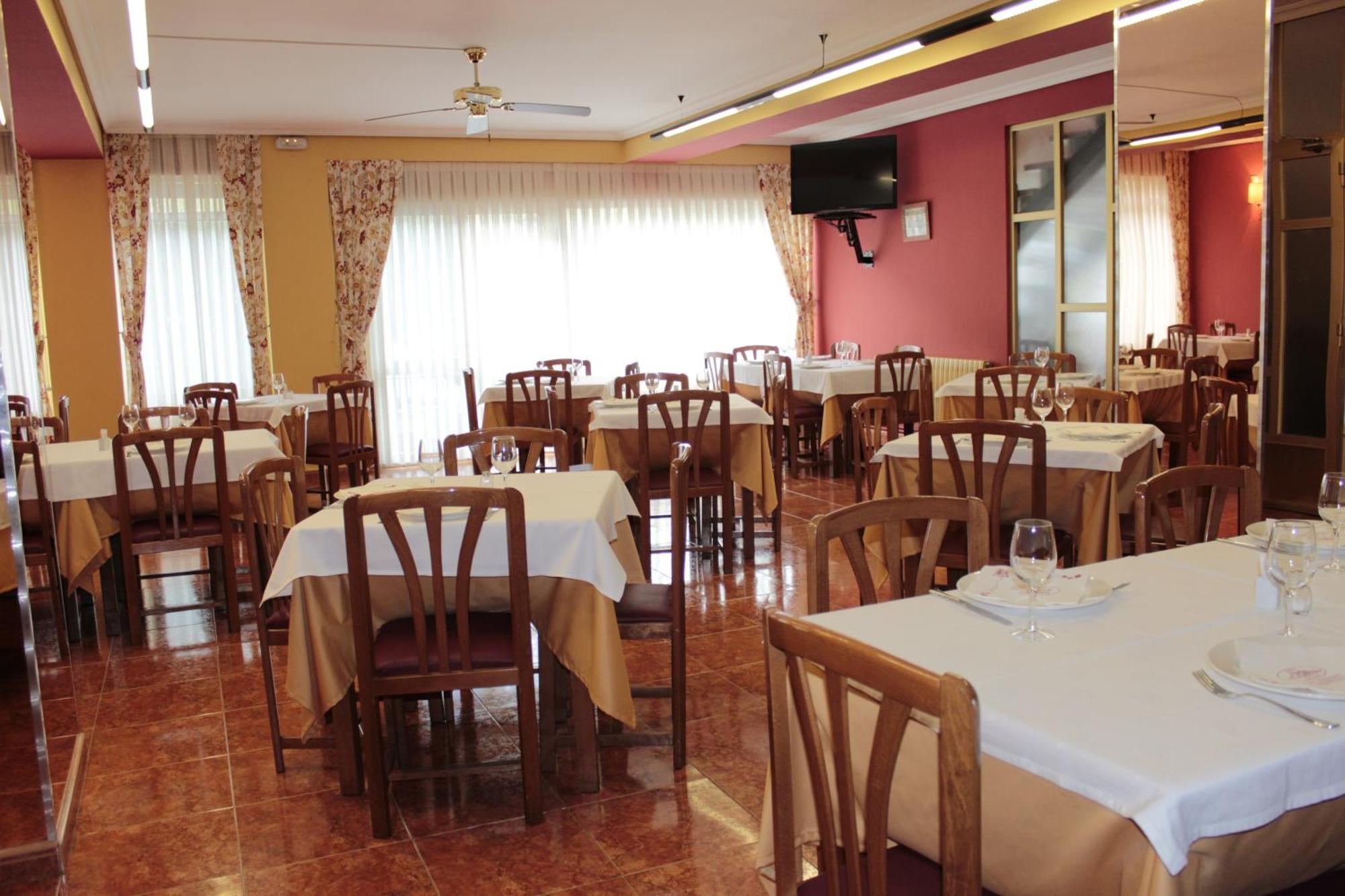 Hotel Penagrande Cangas del Narcea Kültér fotó