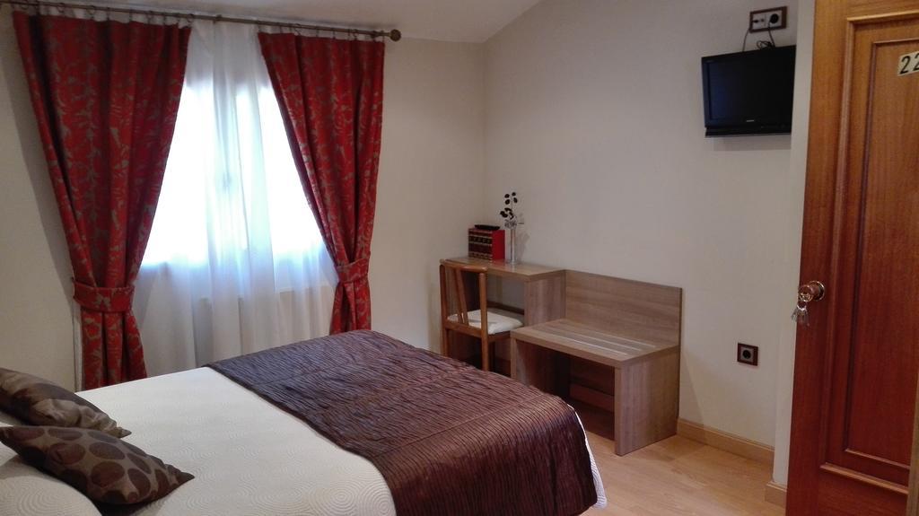 Hotel Penagrande Cangas del Narcea Kültér fotó