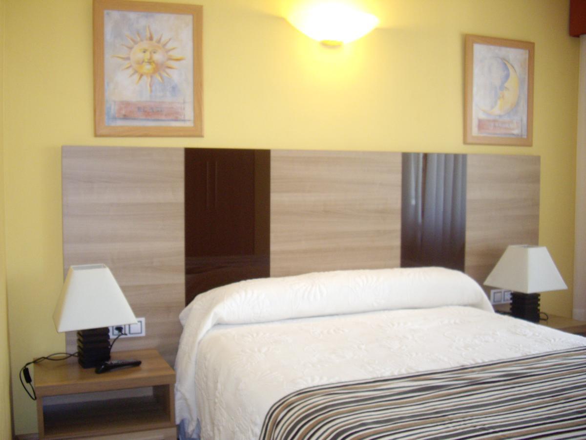 Hotel Penagrande Cangas del Narcea Kültér fotó